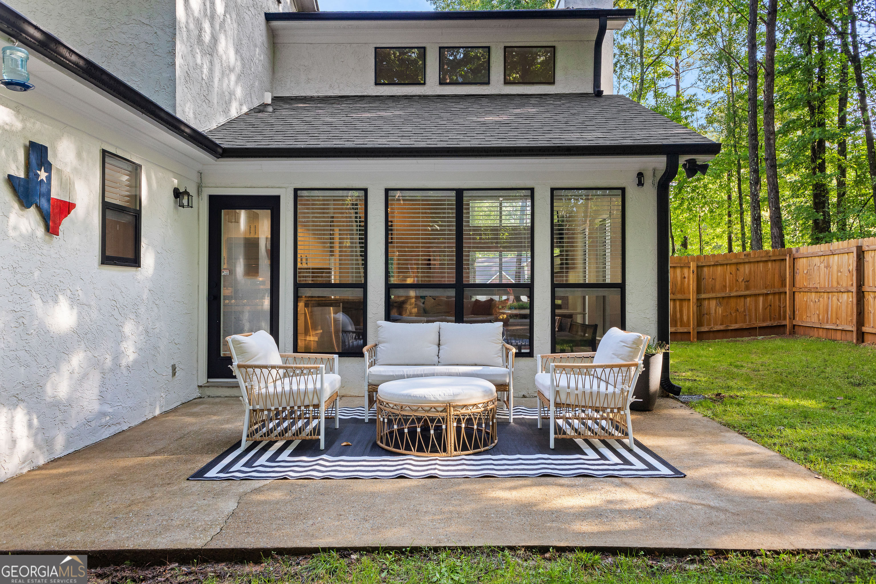 Sharpsburg, Georgia 30277, United States, 3 Bedrooms Bedrooms, ,3 BathroomsBathrooms,Residential,Active,135924