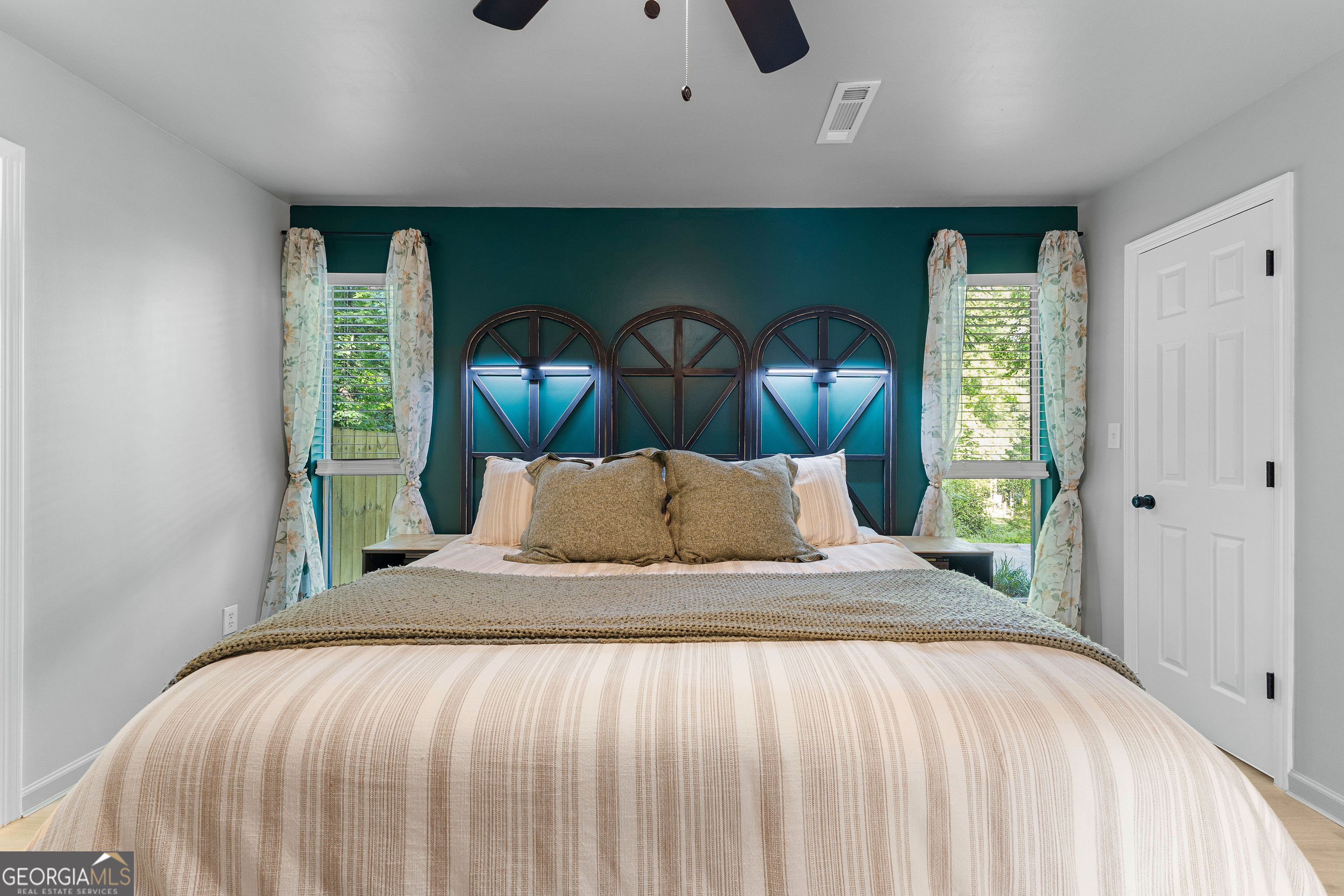 Sharpsburg, Georgia 30277, United States, 3 Bedrooms Bedrooms, ,3 BathroomsBathrooms,Residential,Active,135924