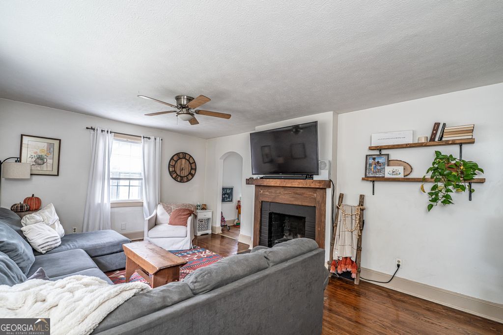 Photo of 614 Briarwood Circle NW, Rome, GA 30165 (MLS # 10624296)