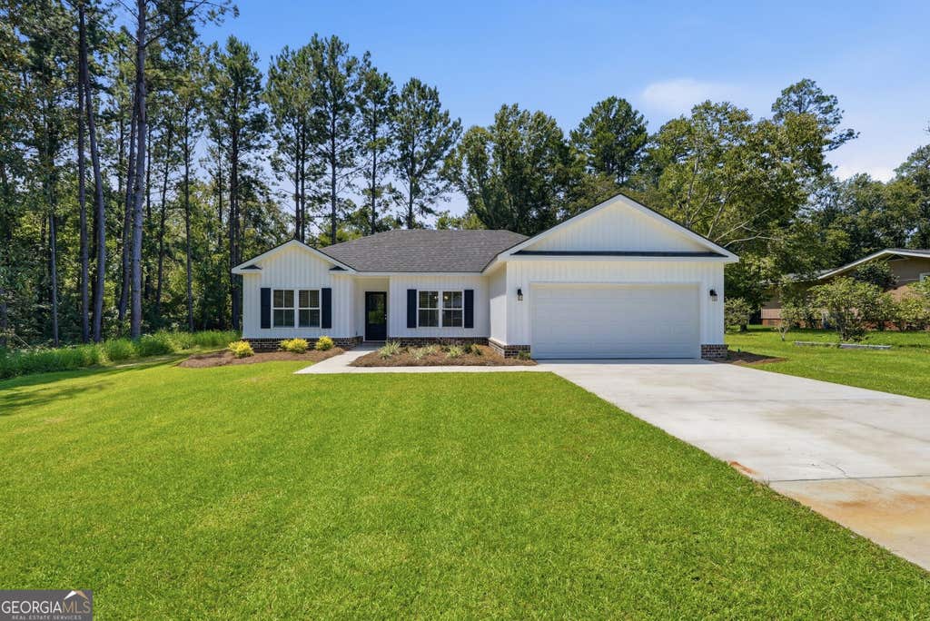 Photo of 517 Margaret Boulevard, Swainsboro, GA 30401 (MLS # 10826668)