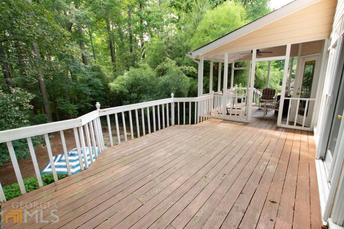 Coopers Pond - Residential