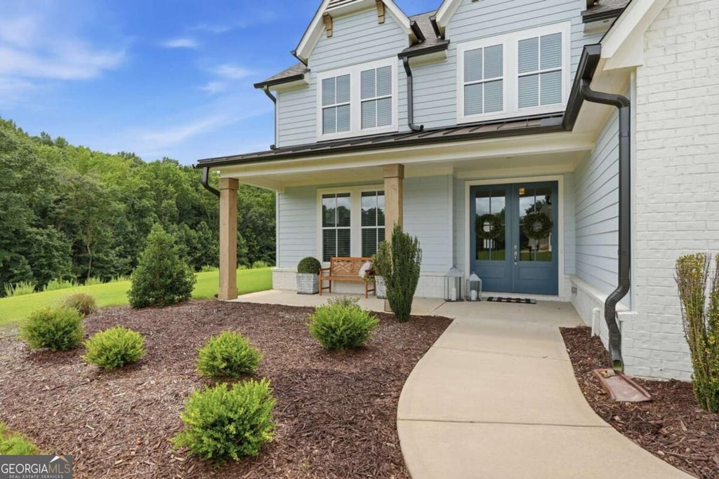 Photo of 8210 Long Knoll Way, Gainesville, GA 30506 (MLS # 10868154)