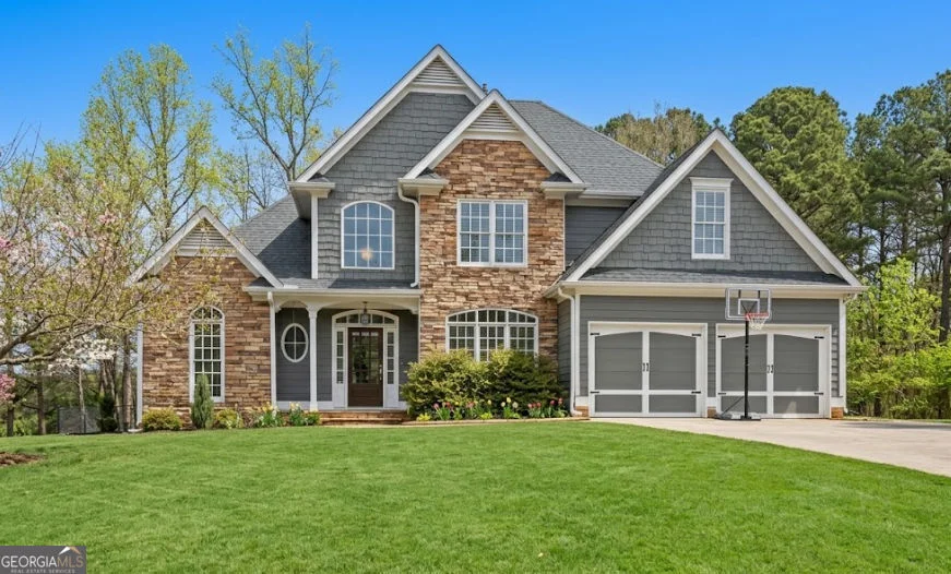 15 Waterstone Drive SE