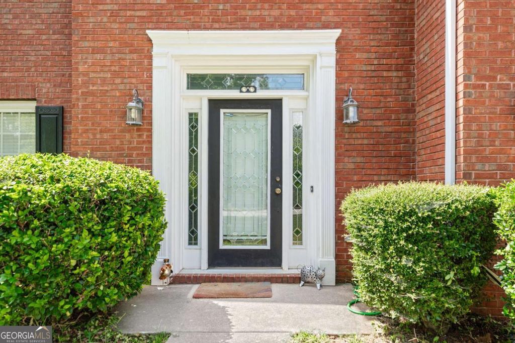 Photo of 877 Dunlin Fields Drive, Lawrenceville, GA 30044 (MLS # 10766452)