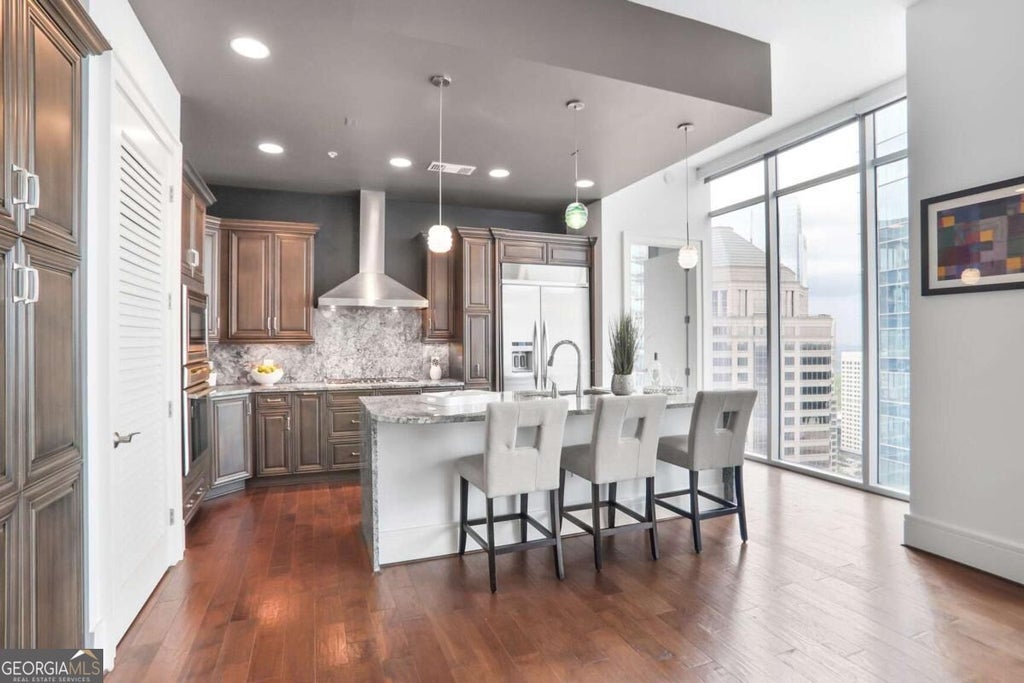 Photo of 1065 Peachtree Street NE #3505, Atlanta, GA 30309 (MLS # 10836769)
