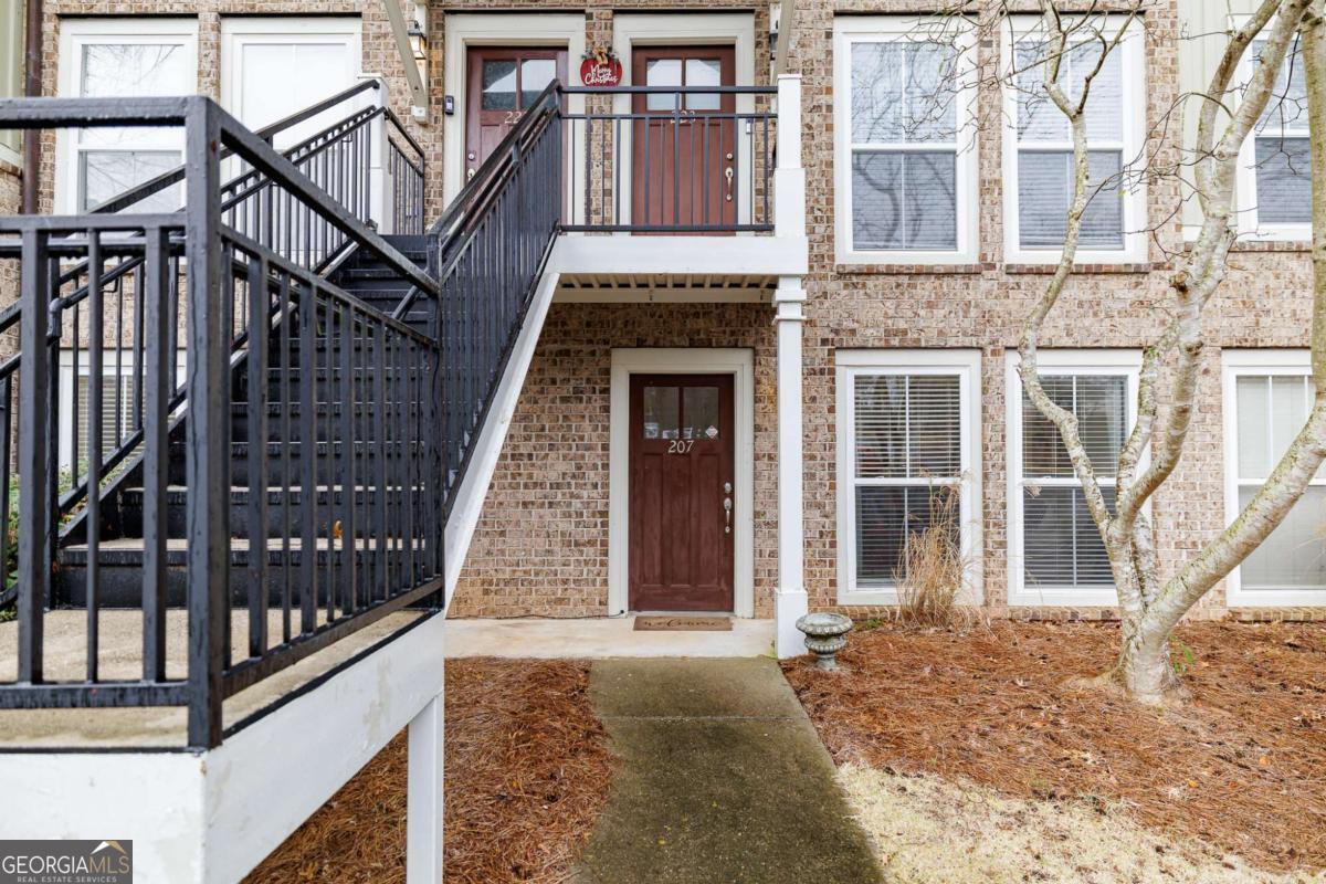 490 Barnett Shoals RD 207