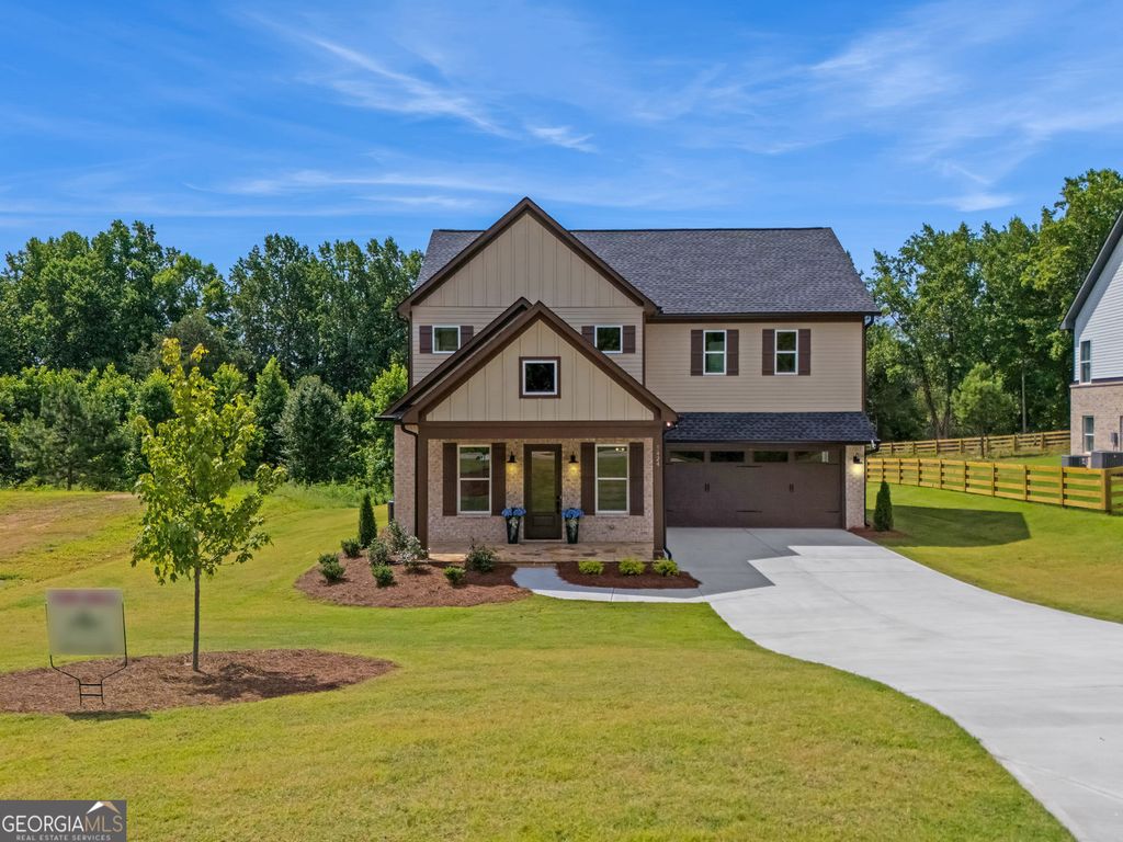 Photo of 5424 Oak Manor Way, Murrayville, GA 30564 (MLS # 10807015)