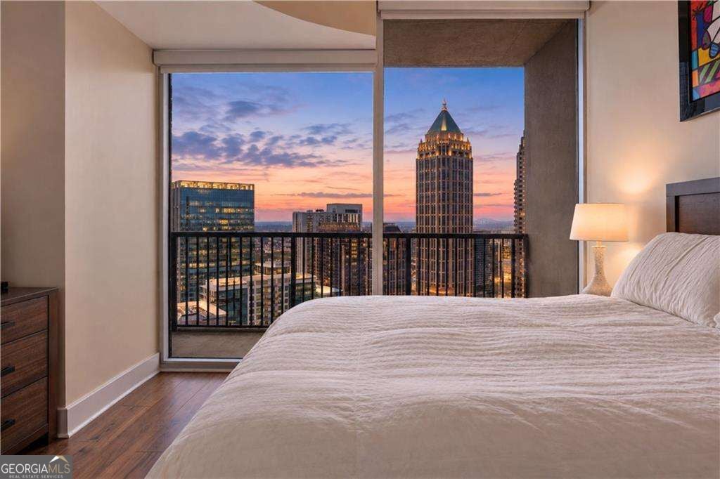 1080 Peachtree ST 3201