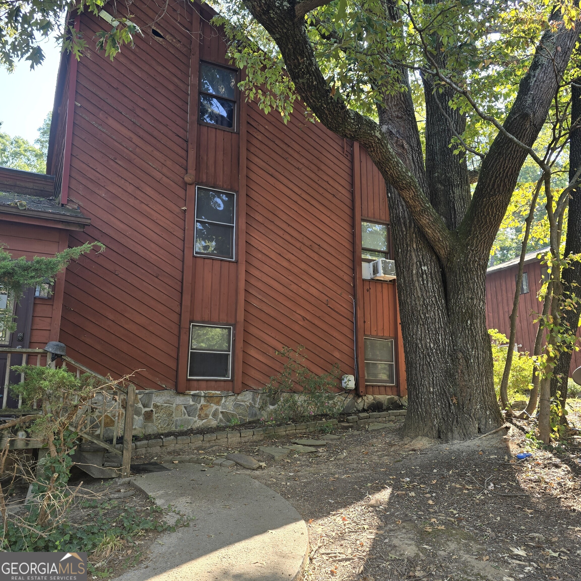 6511 Gordon Hills DR SW