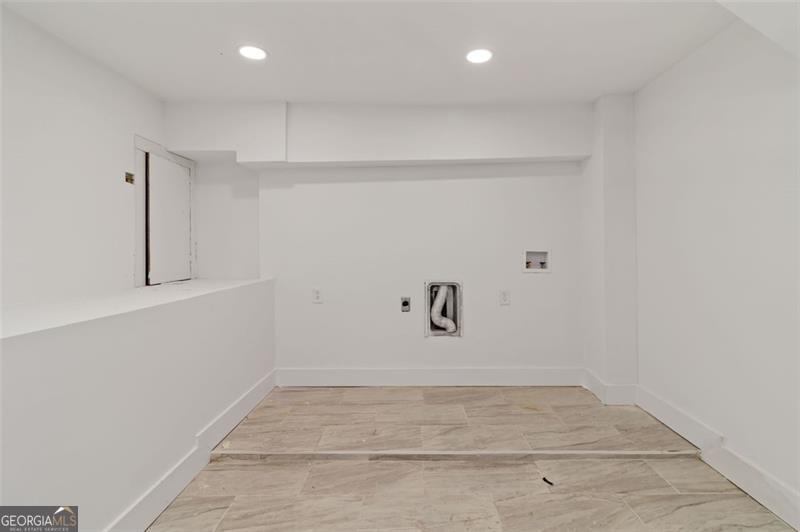 Oak Glade Manor - Residential