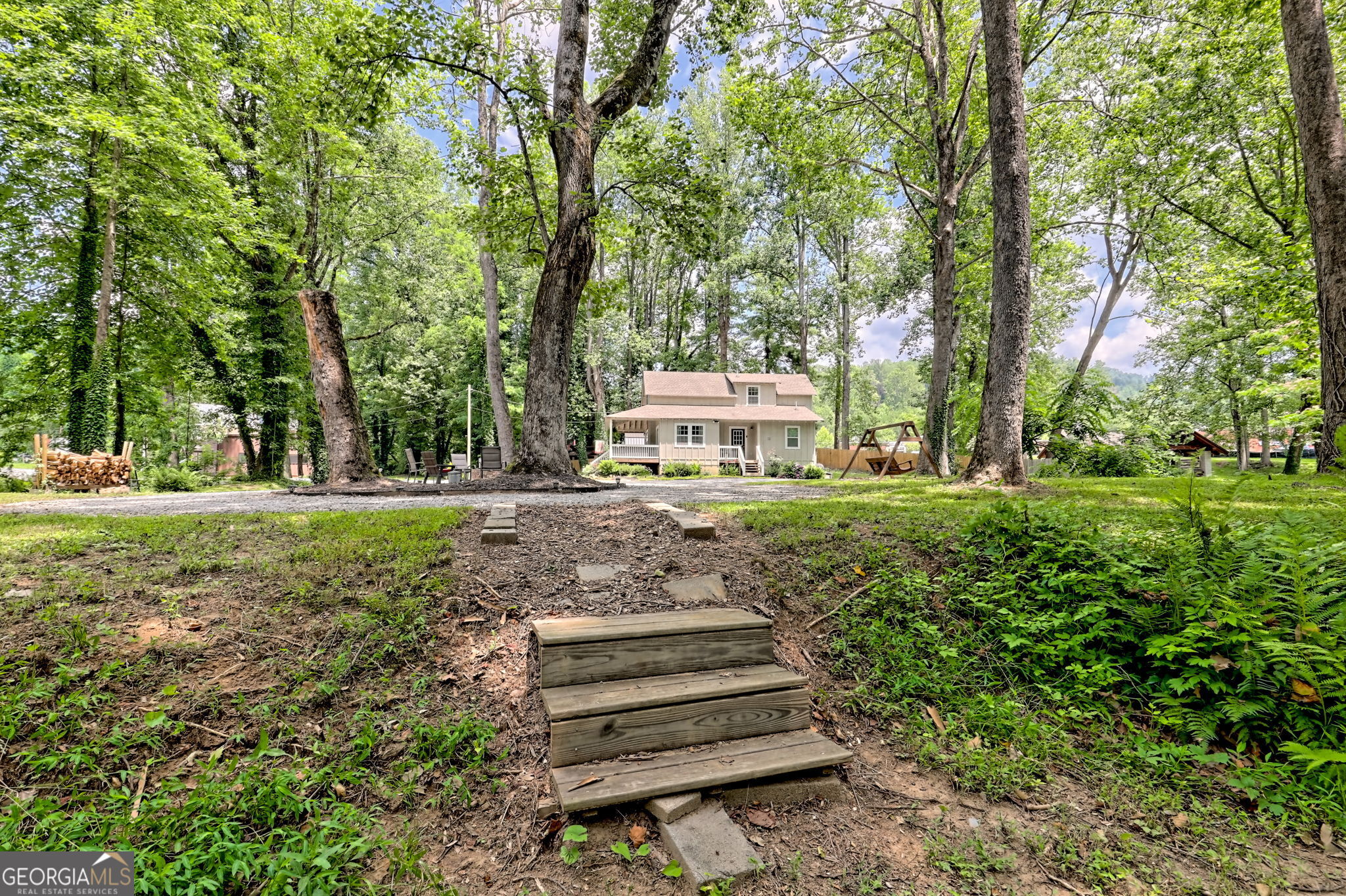 Clayton, Georgia 30525, United States, 3 Bedrooms Bedrooms, ,2 BathroomsBathrooms,Residential,Active,87112