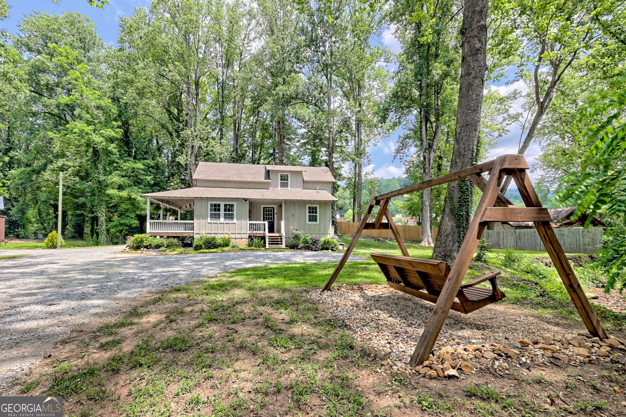 Clayton, Georgia 30525, United States, 3 Bedrooms Bedrooms, ,2 BathroomsBathrooms,Residential,Active,87112