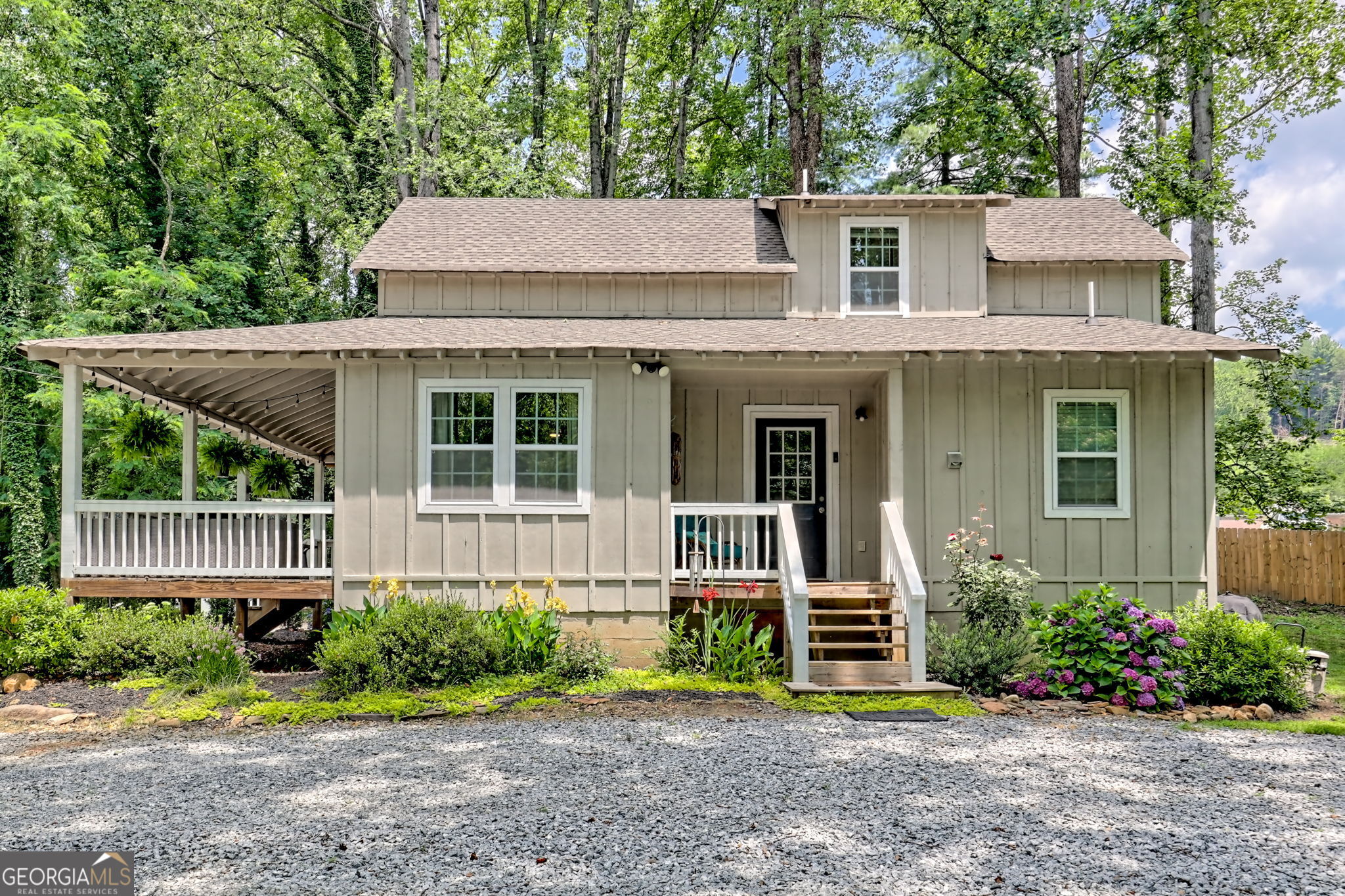 Clayton, Georgia 30525, United States, 3 Bedrooms Bedrooms, ,2 BathroomsBathrooms,Residential,Active,87112