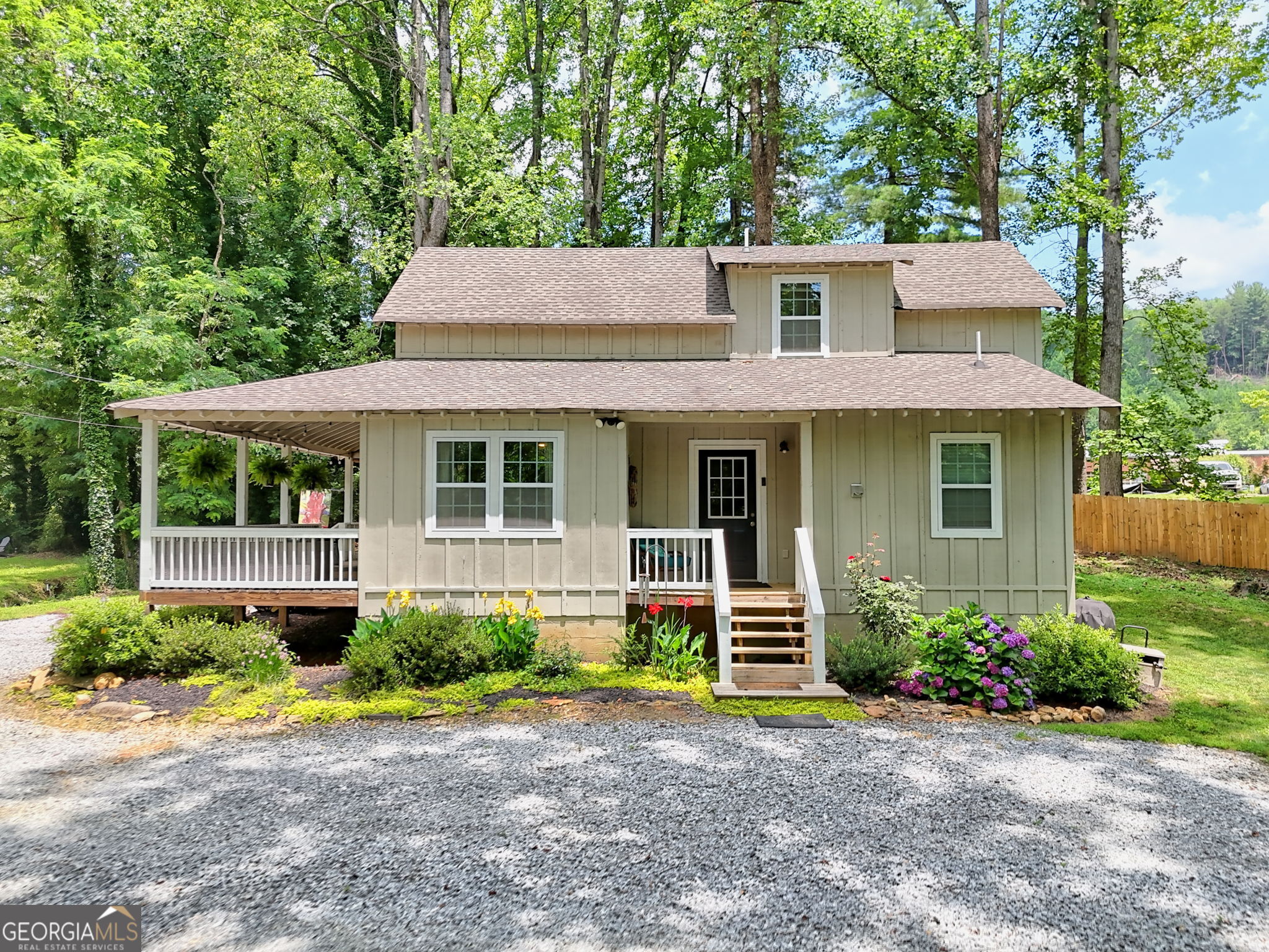 Clayton, Georgia 30525, United States, 3 Bedrooms Bedrooms, ,2 BathroomsBathrooms,Residential,Active,87112