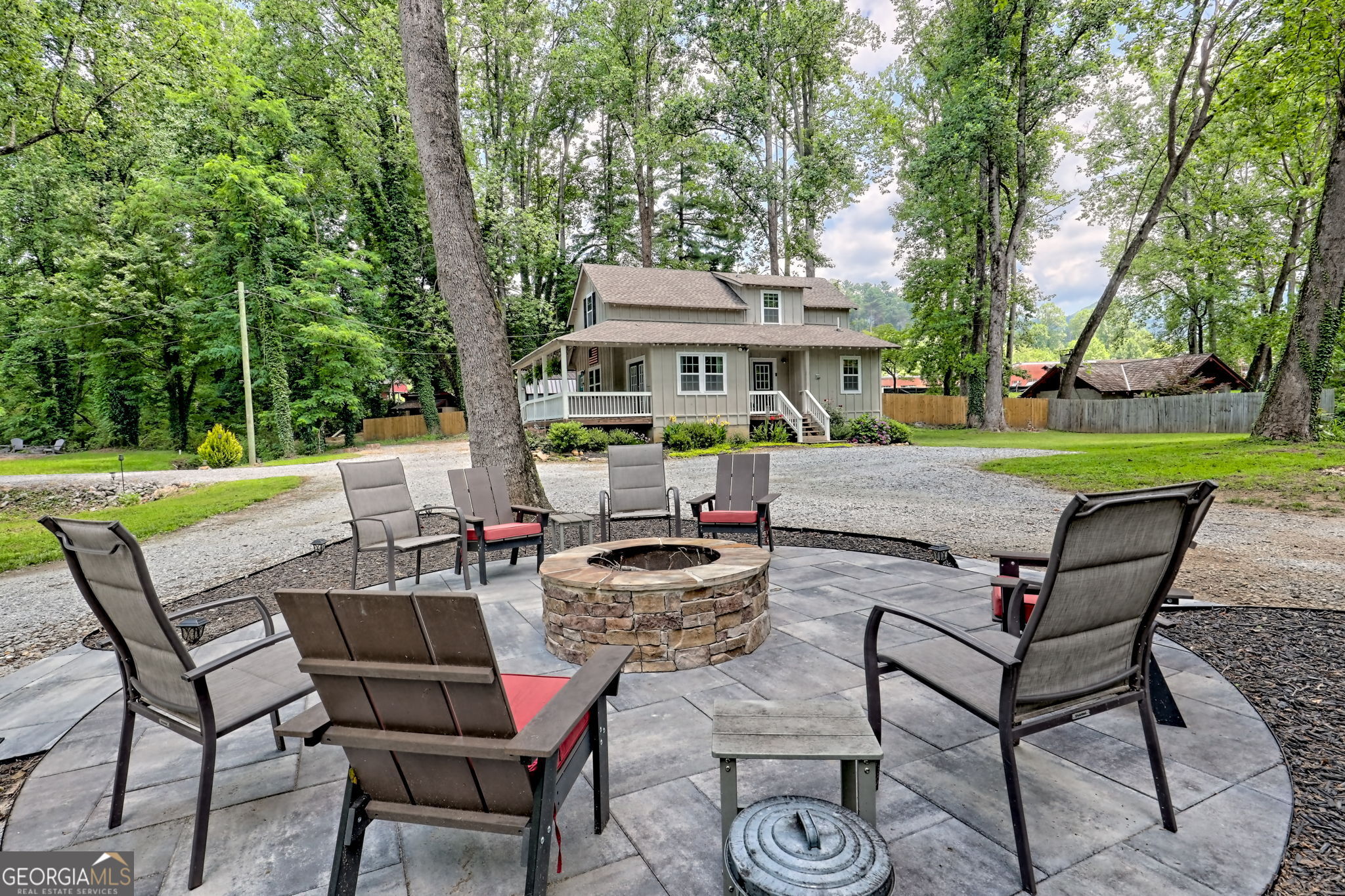 55 Stekoa Mills DR