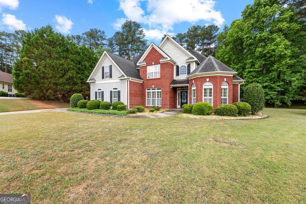 Photo of 120 Shank Hill Ridge Rdg, Tyrone, GA 30290 (MLS # 10771198)