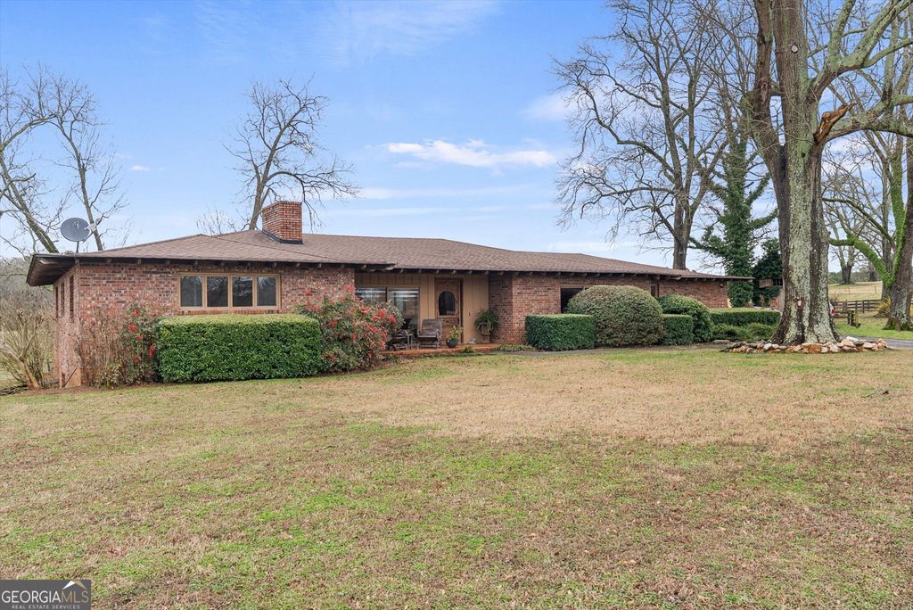 Photo of 1625 Old Carrolton Road, Newnan, GA 30263 (MLS # 10701604)