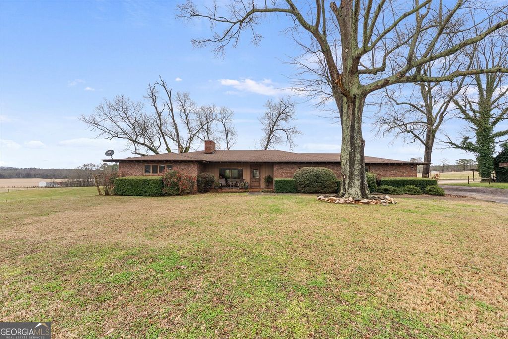 Photo of 1625 Old Carrolton Road, Newnan, GA 30263 (MLS # 10701604)