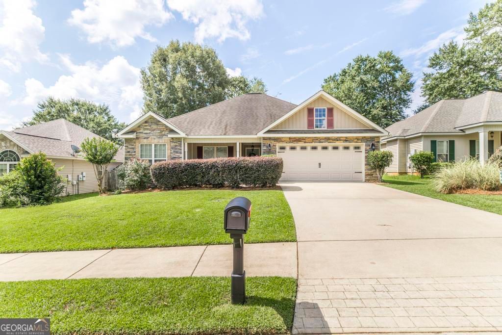 Photo of 103 Weatherwood Road, Kathleen, GA 31047 (MLS # 10808366)