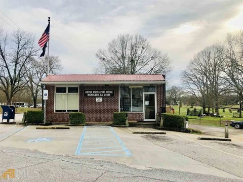 156 Lakeview DR Nicholson GA 30565