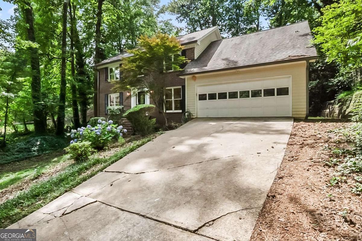 2771 Kenwood DR