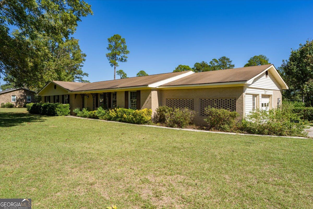 5848 School RD