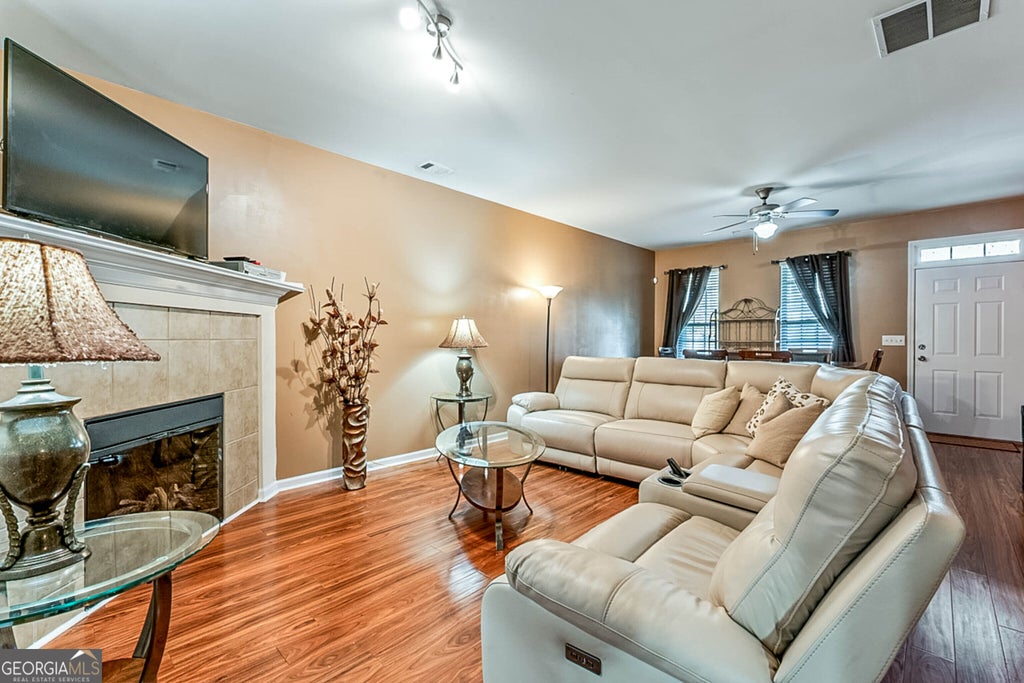 Photo of 2904 Ridgeview Drive, Atlanta, GA 30331 (MLS # 10842215)