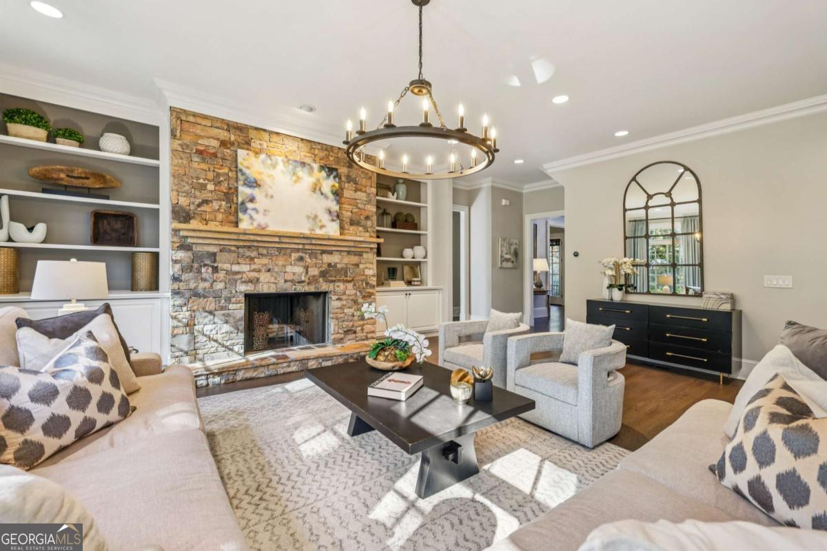 3856 Stratford Park DR NE