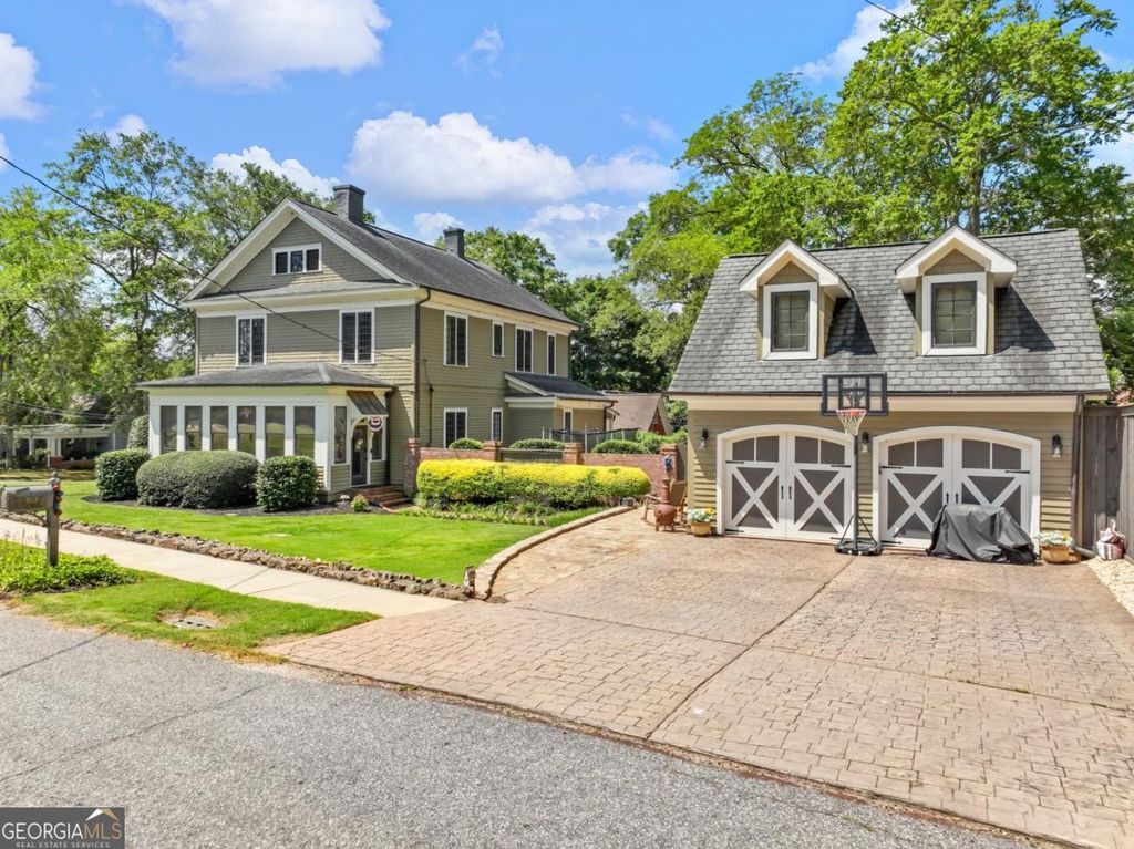 Photo of 107 Church Street, Jefferson, GA 30549 (MLS # 10679507)