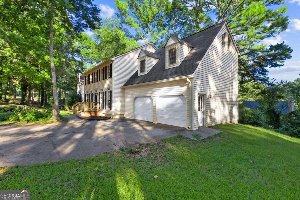 Photo of 2092 Plantation Road, Lawrenceville, GA 30044 (MLS # 10856127)