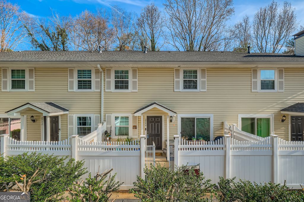 2744 St Augustine TRL SE