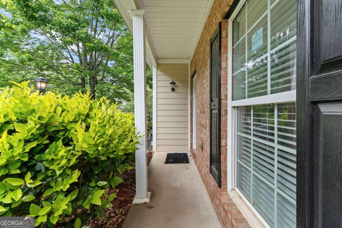 242 Valley Xing RD