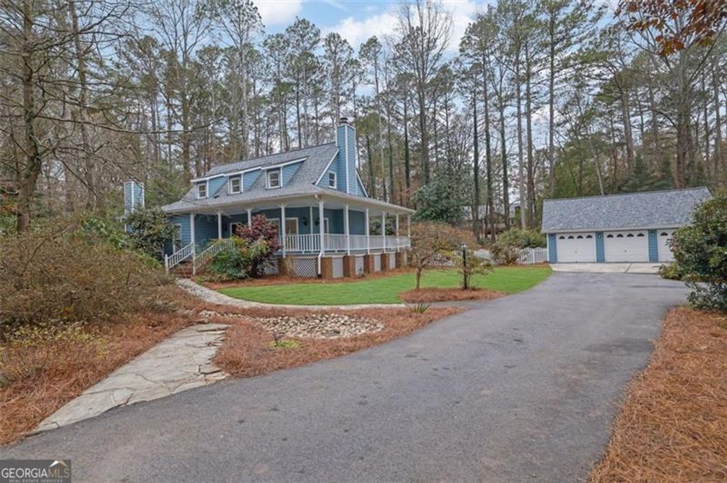 Photo of 2034 Janmar Court, Snellville, GA 30078 (MLS # 10654399)