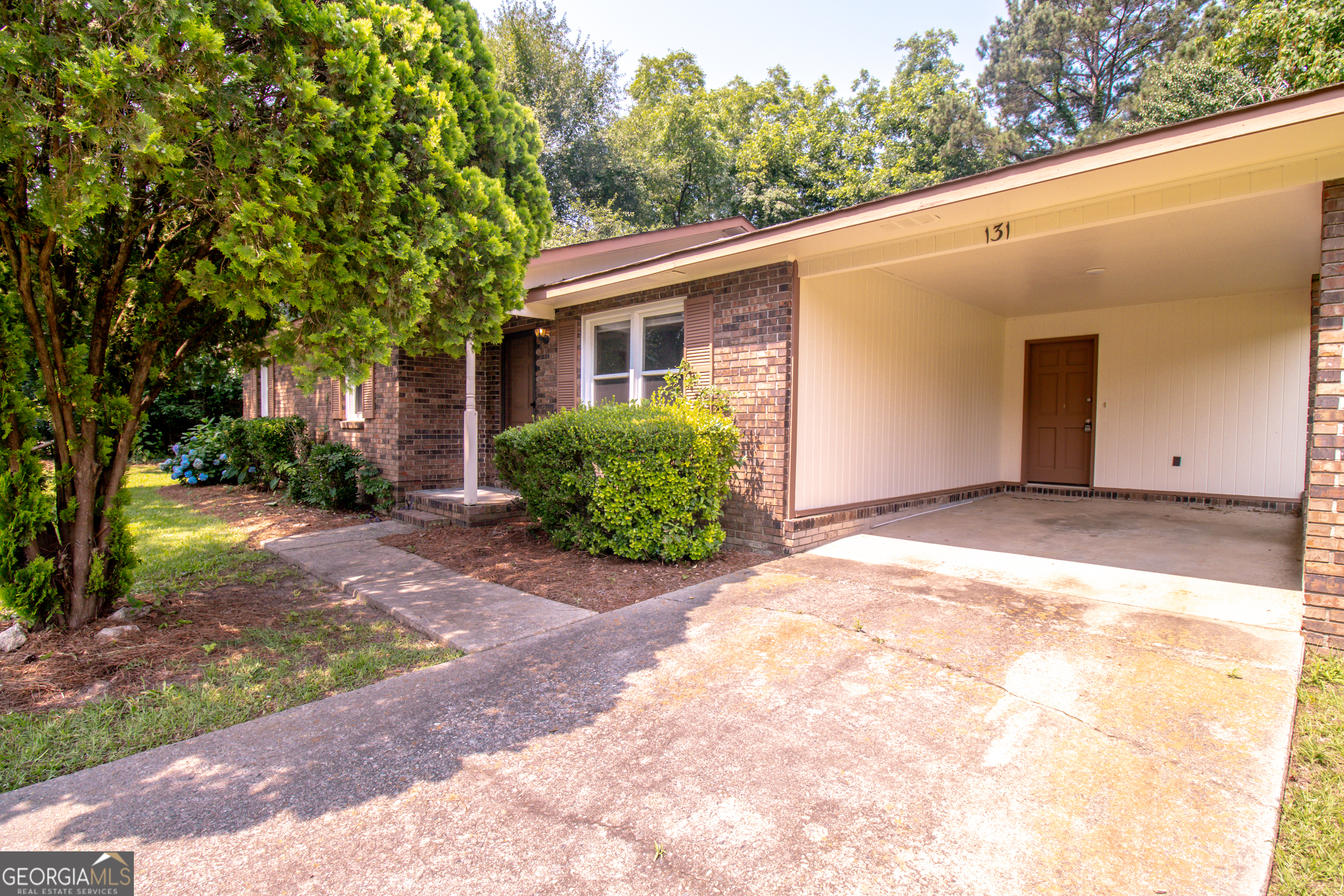 131 Elaine DR