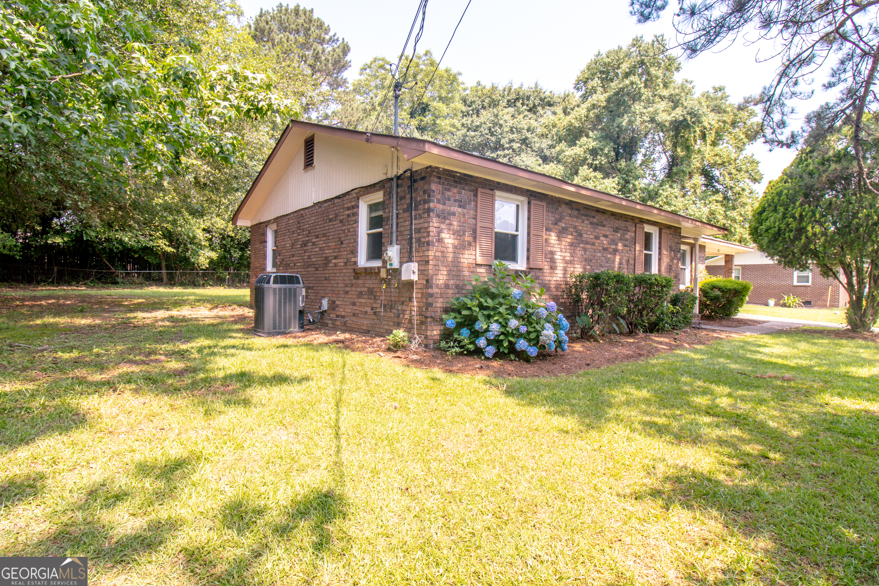 131 Elaine DR