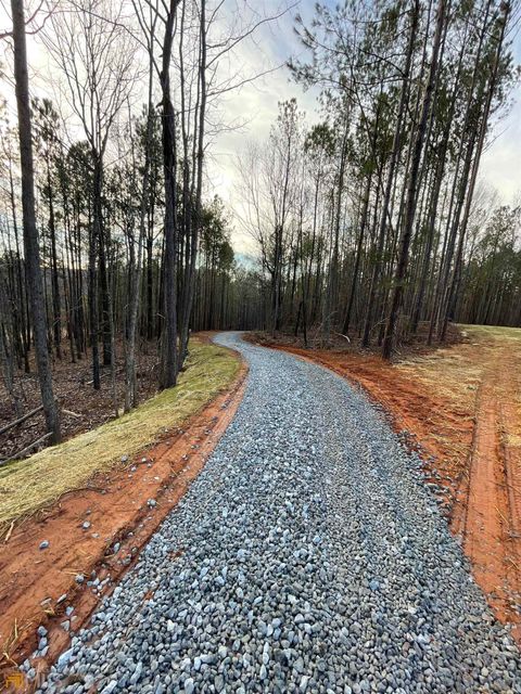 235 Dover RD Oxford GA 30054