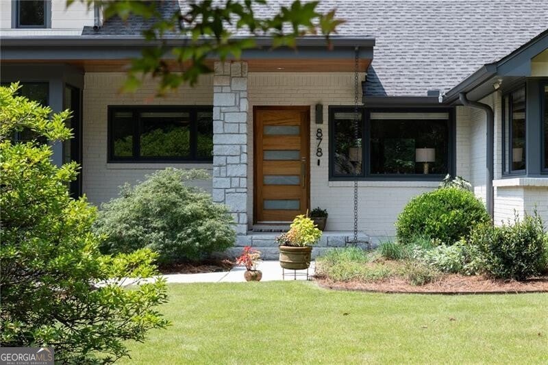 878 Barton Woods RD NE