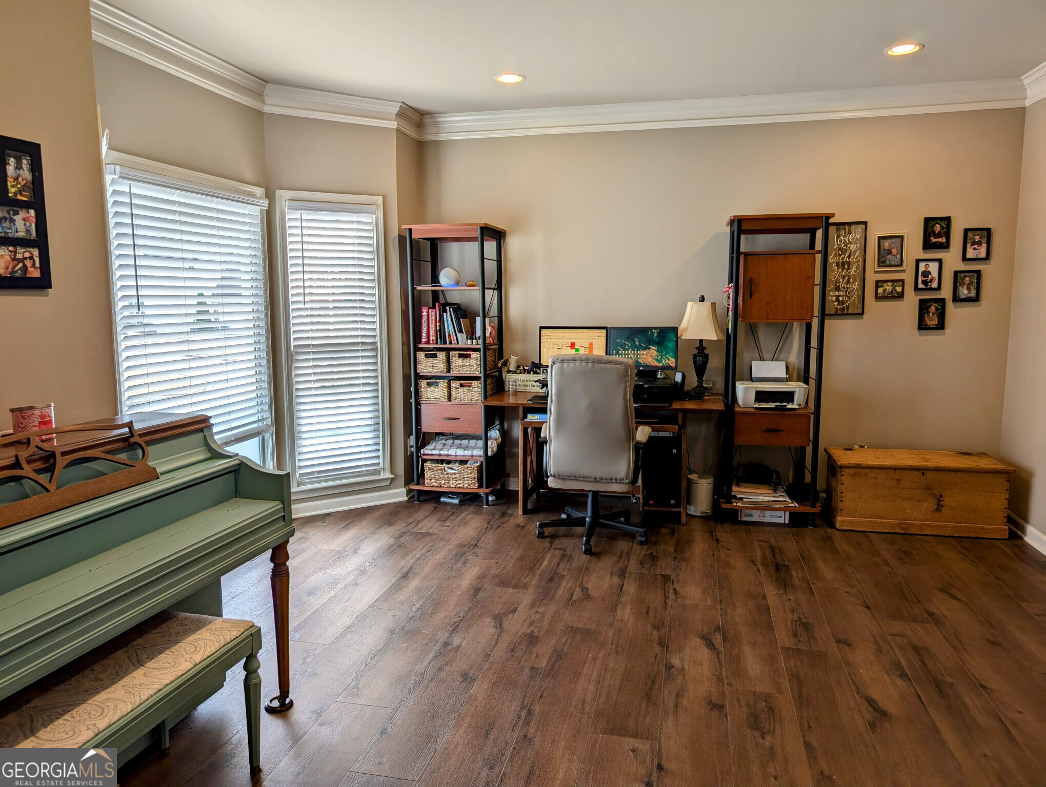 1581 Shetland Pony CT NW