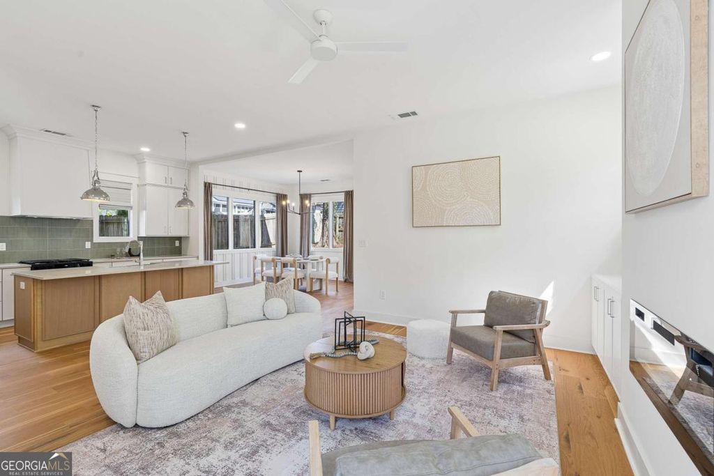 Photo of 205 Whitefoord Avenue NE #B, Atlanta, GA 30307 (MLS # 10716149)