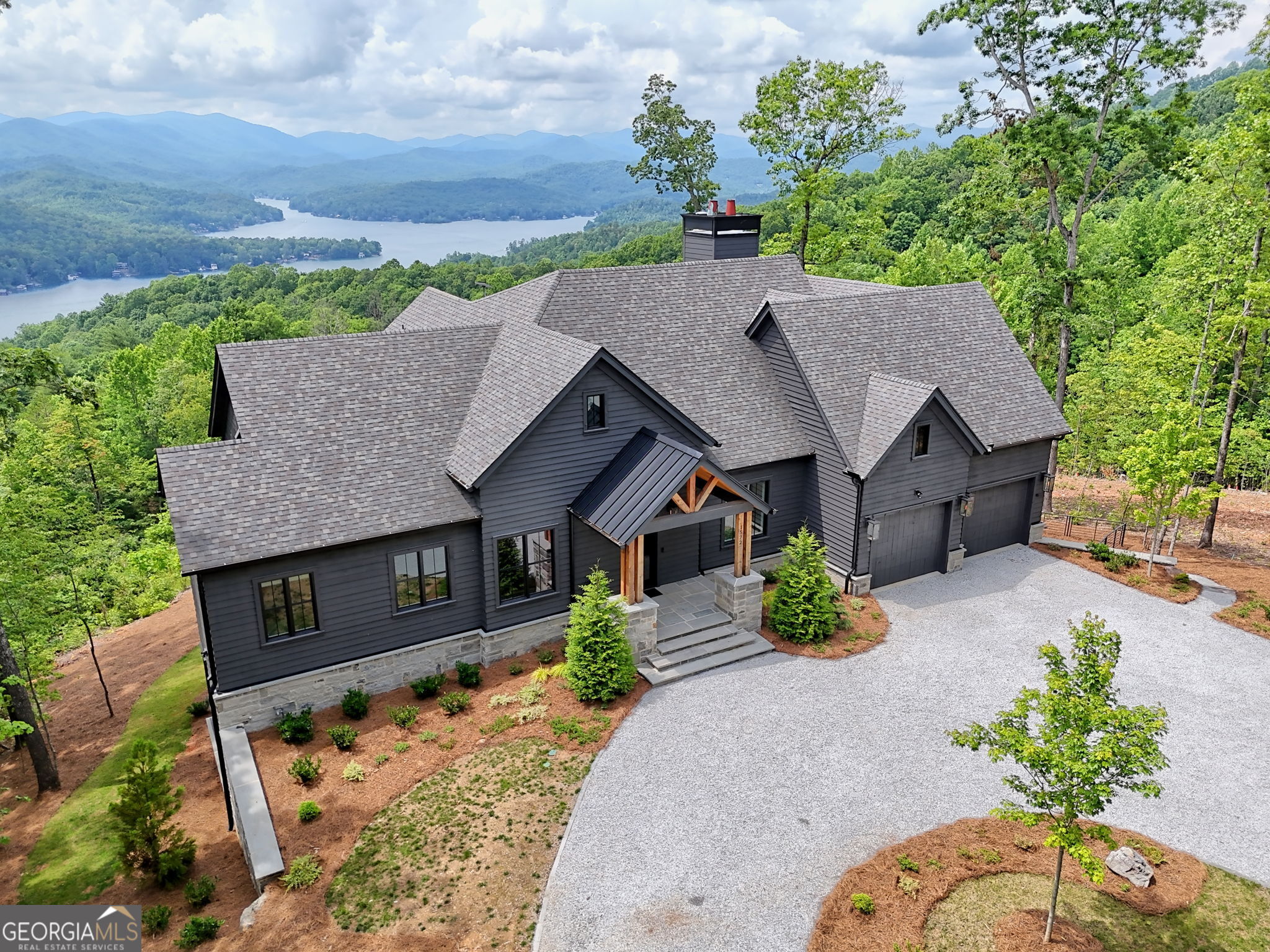 Charlie Mountain Community - Residential