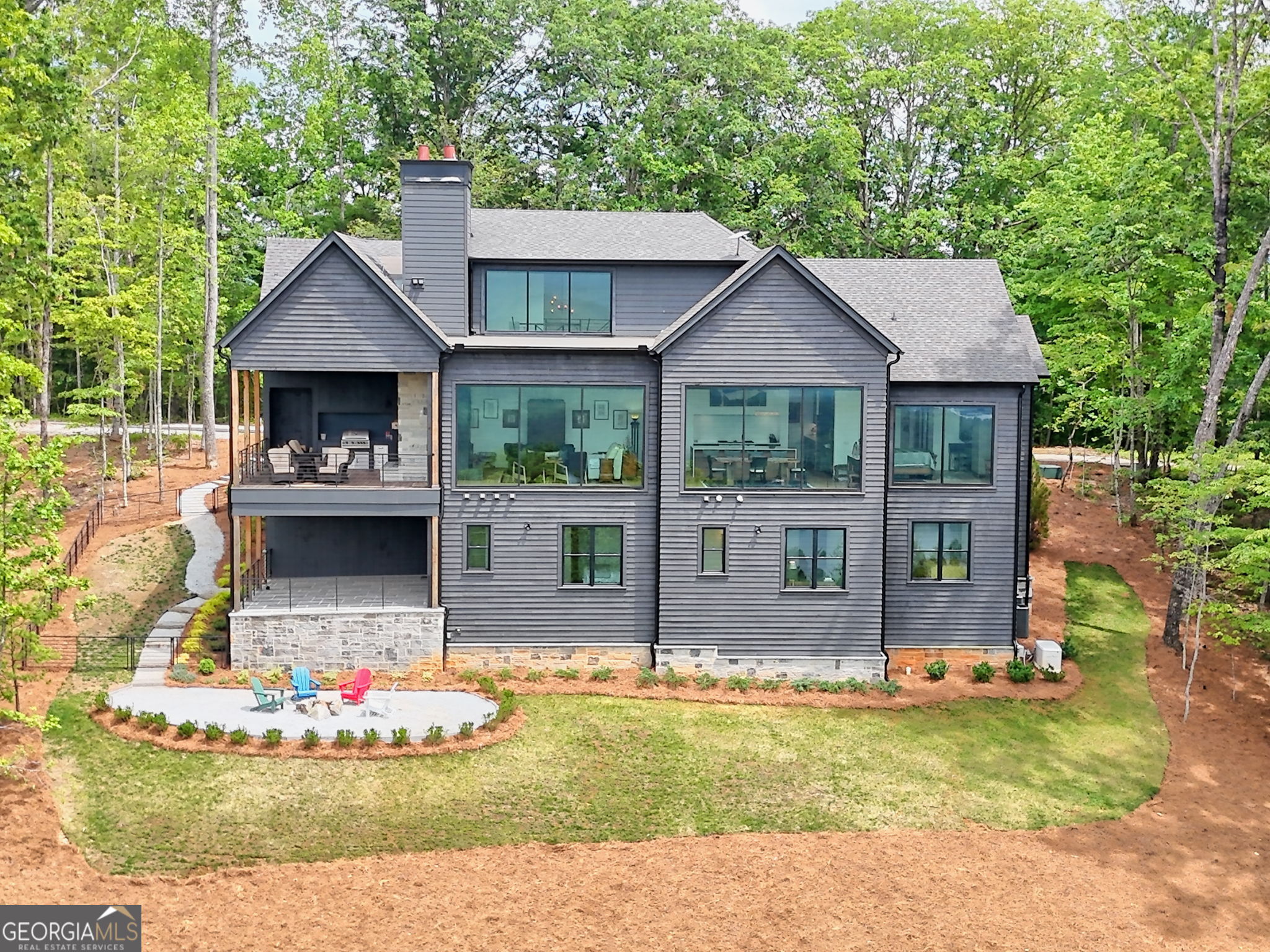 Charlie Mountain Community - Residential