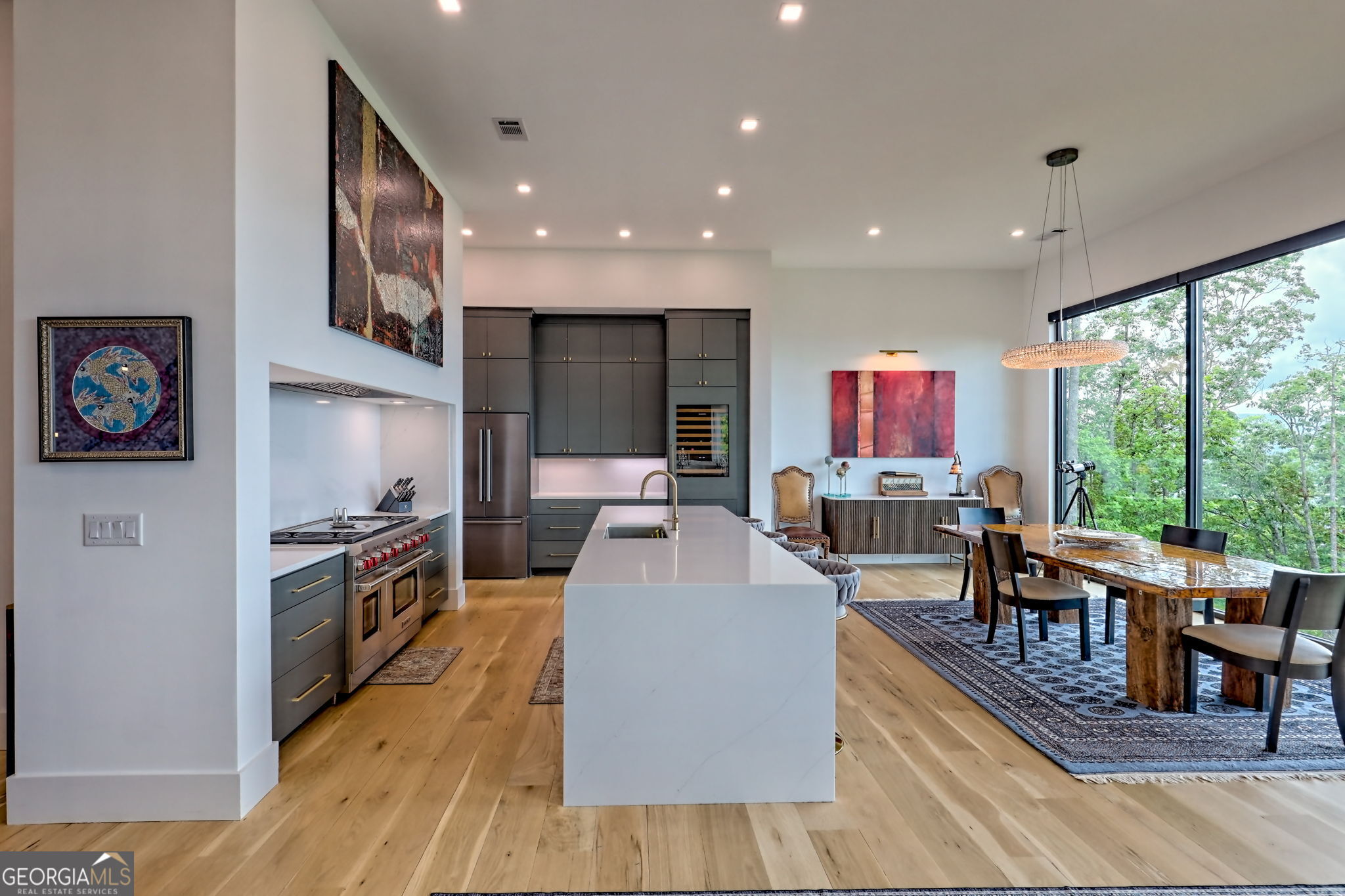 Charlie Mountain Community - Residential