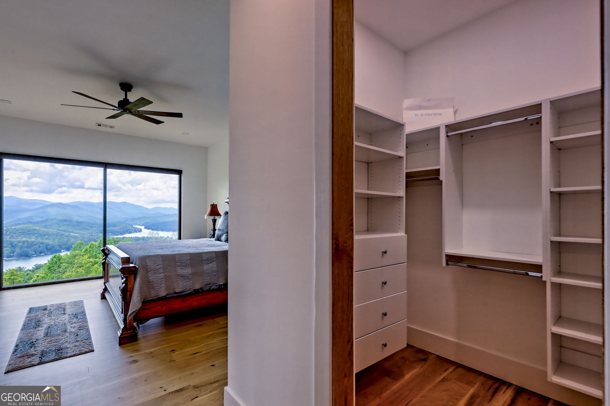 Charlie Mountain Community - Residential