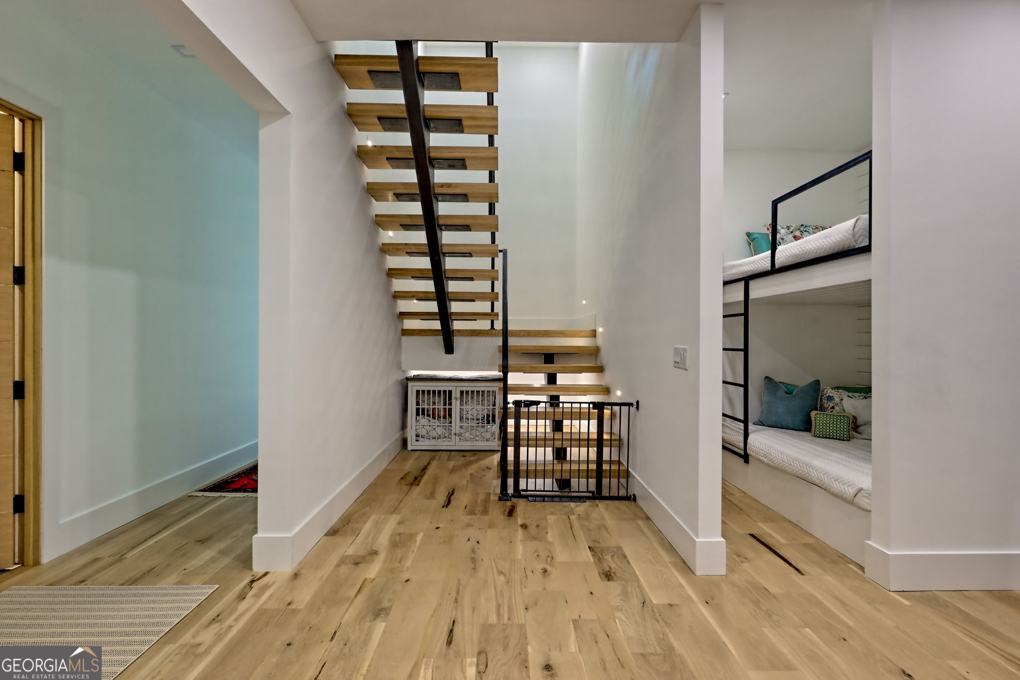 Charlie Mountain Community - Residential