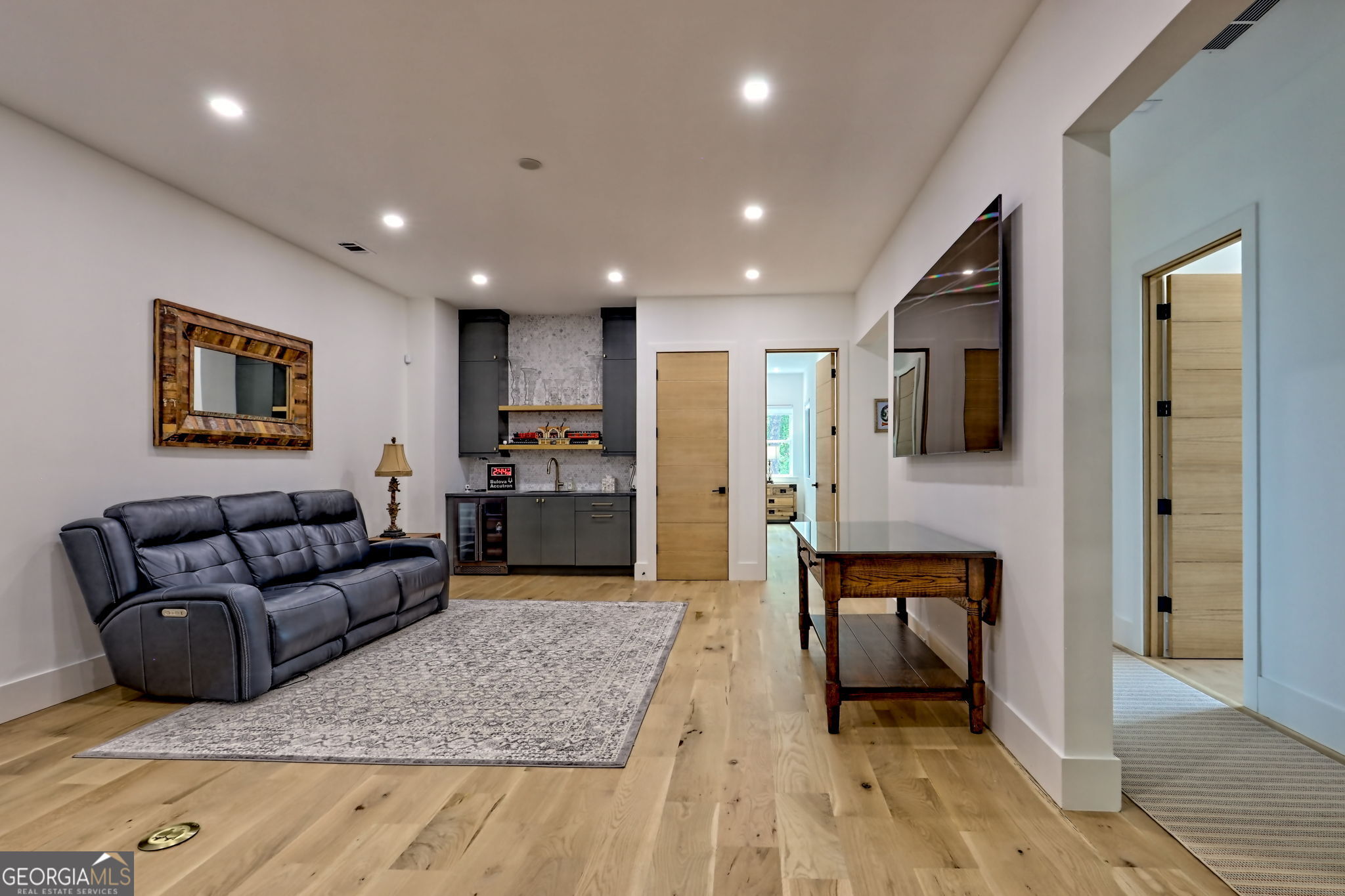Charlie Mountain Community - Residential