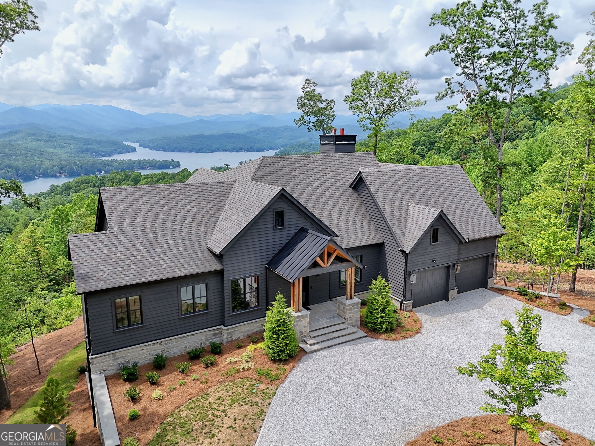 Charlie Mountain Community - Residential