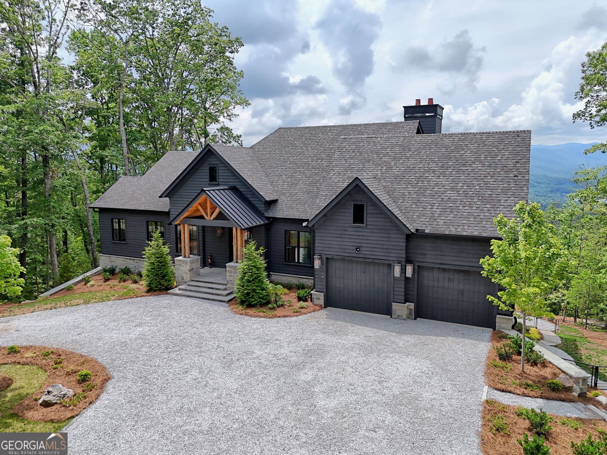 Charlie Mountain Community - Residential