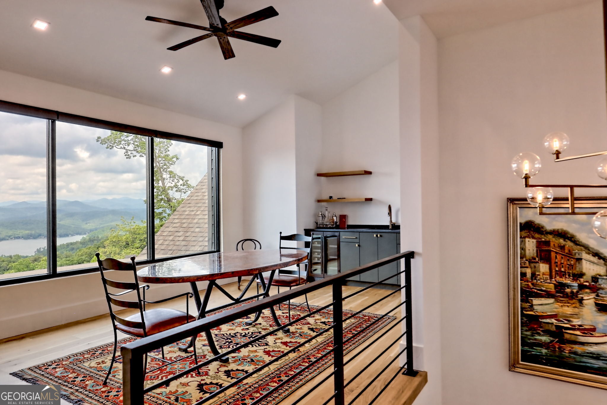 Charlie Mountain Community - Residential