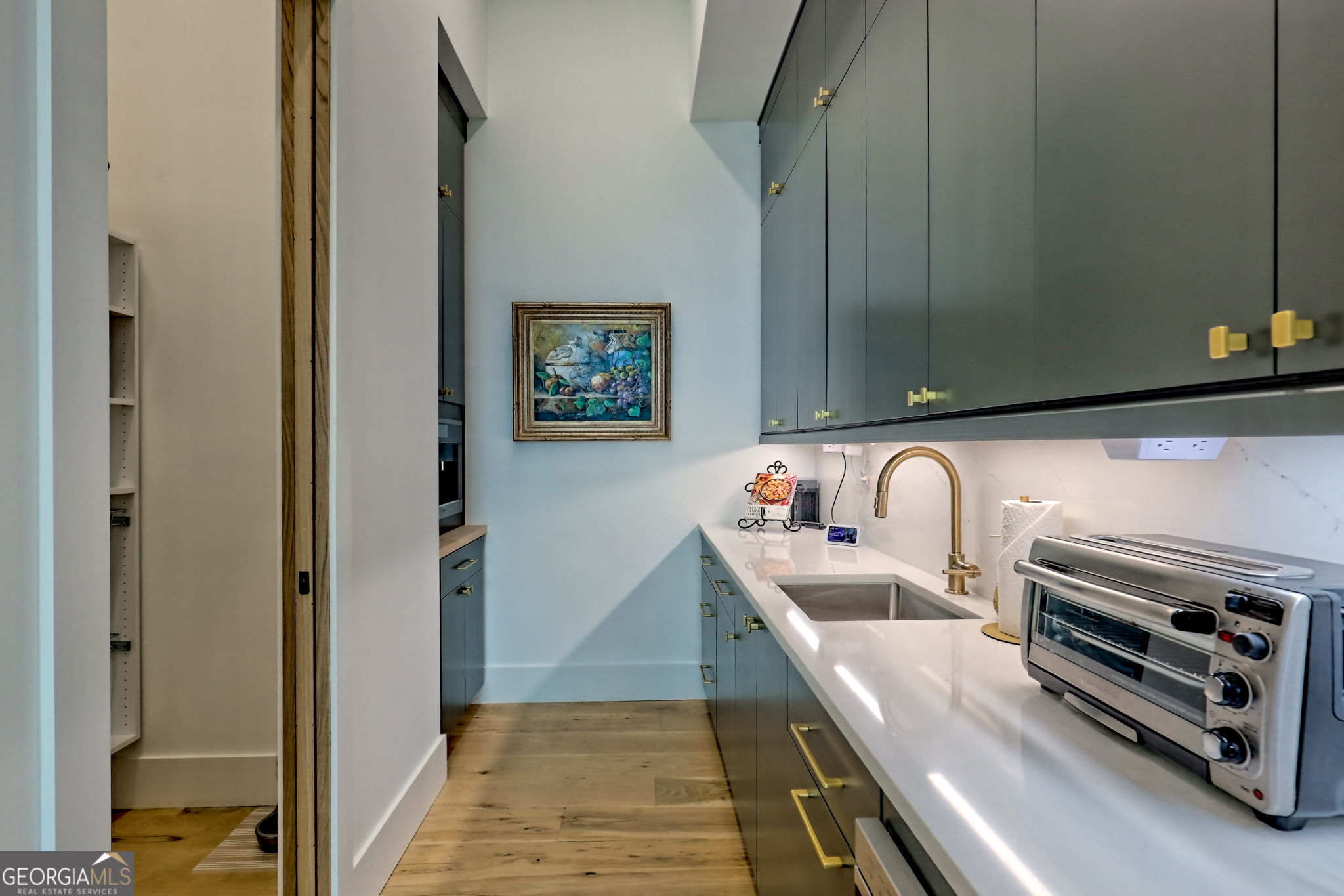 Charlie Mountain Community - Residential