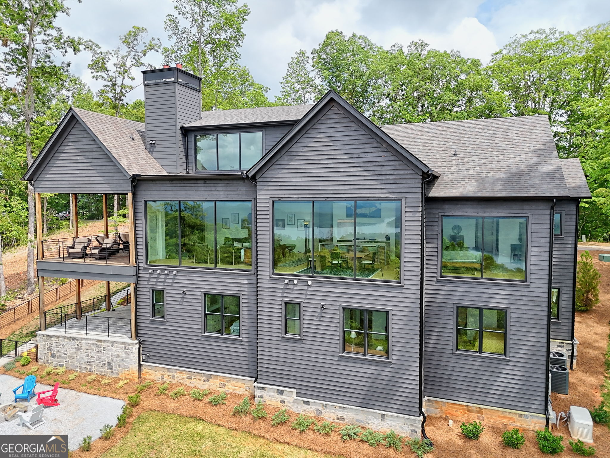 Charlie Mountain Community - Residential
